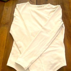 Abercrombie and Fitch white long sleeve bodysuit- large